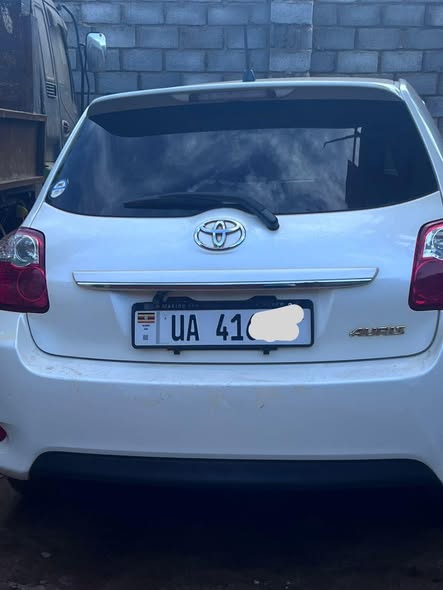 toyota auris