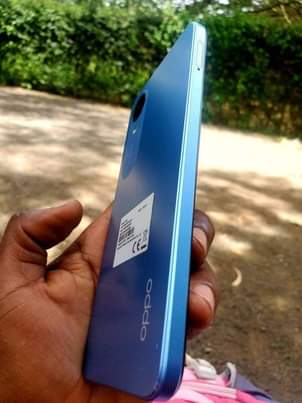 A picture of Oppo smartphone