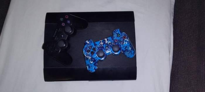 A picture of PS 3 mpya nzuri ina game 10 ndani 0745 940
