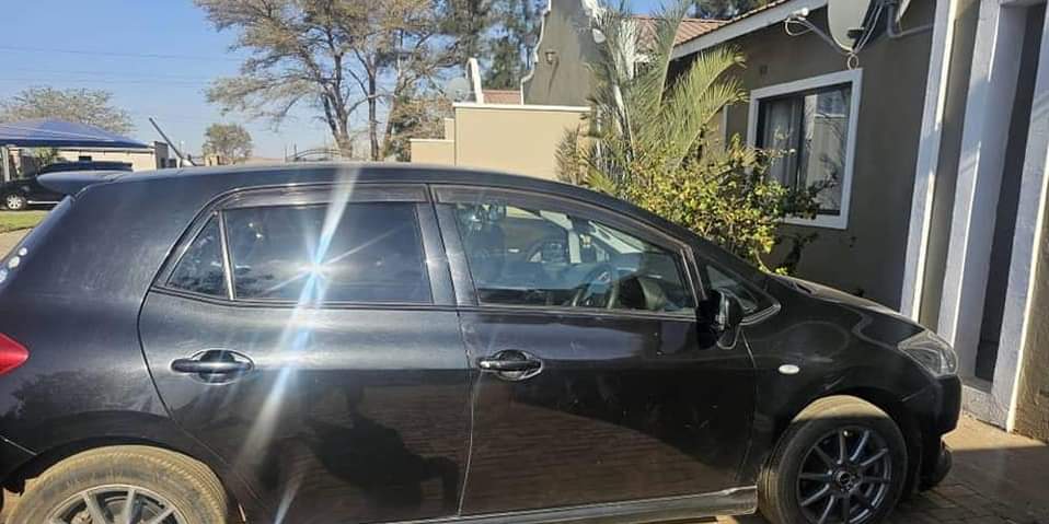 toyota auris