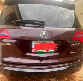 A picture of Honda Acura MDX