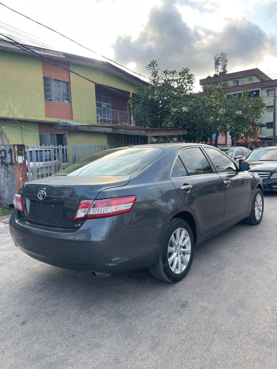 A picture of Toyota Camry 2011