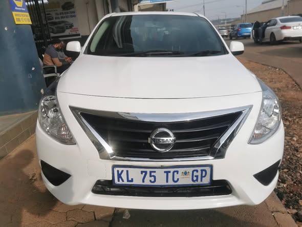 nissan almera