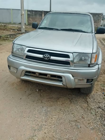 A picture of 4 runner automatic with auxiliary working perfectly buy an drive