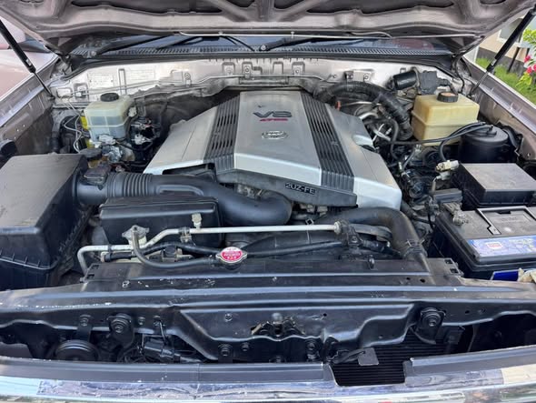 A picture of Toyota Landcruiser Bei yake ni 48 8m 0688 147887