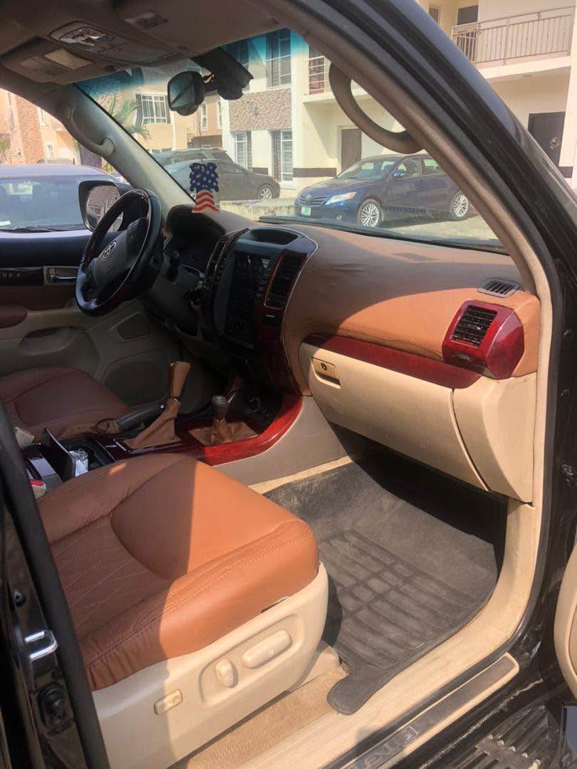 A picture of Quick deal. Super Clean Well Maintained 2014 Toyota Landcruiser. Full