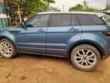 A picture of 2013 range rover envogue for sale