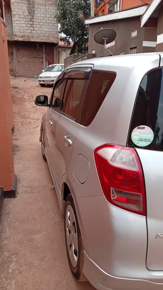A picture of Toyota ractis 14 5m quick sale