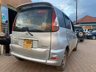 A picture of Toyota funcargo 7.5m 0705835212