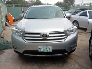A picture of 2013 Toyota Highlander