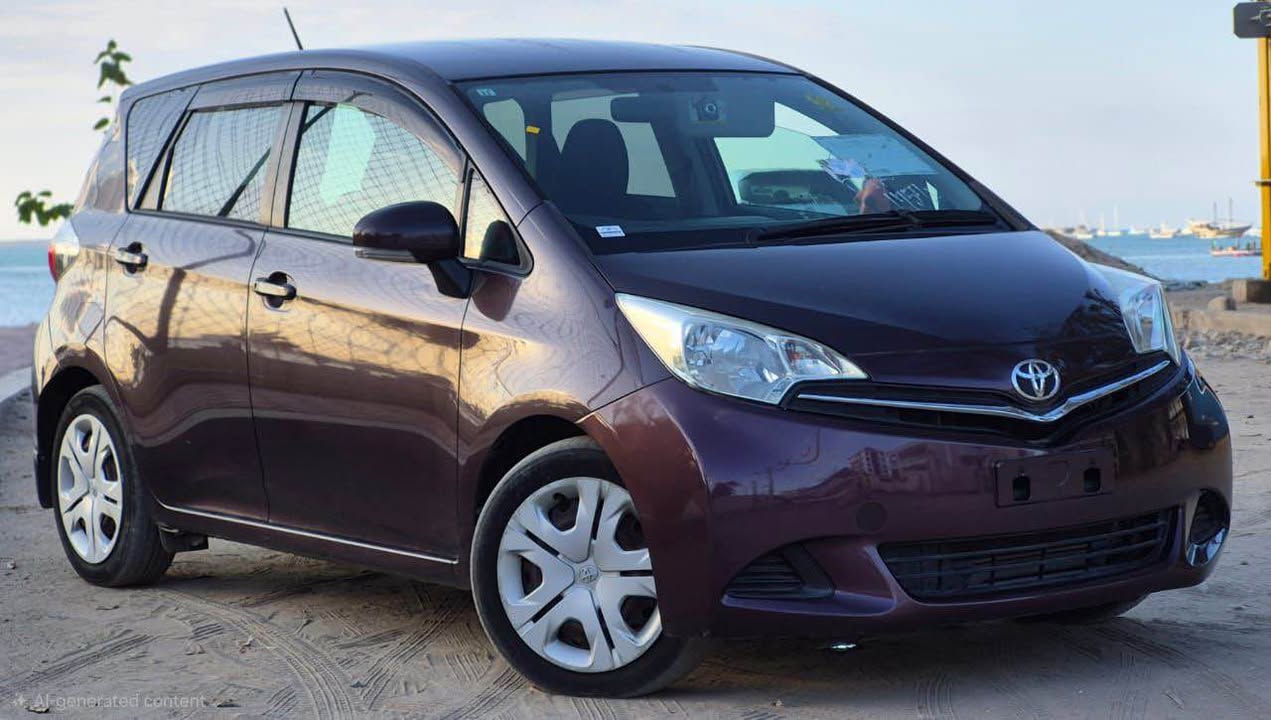 A picture of TOYOTA RACTIS NEW MODEL 2012