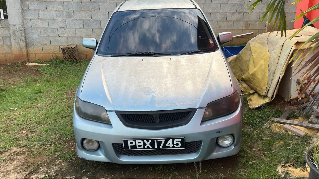 mazda familia