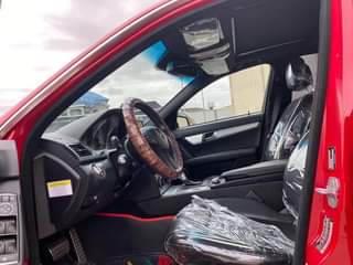 A picture of MERCEDES C300