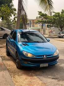 A picture of Peugeot 206