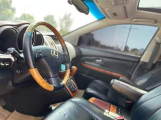 A picture of FOREIGN STANDARD 2006 LEXUS RX350