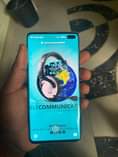 A picture of S10plus slight cracks on screen
