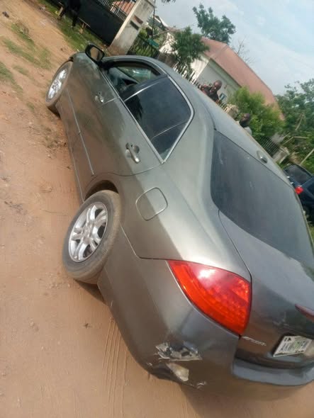 A picture of Honda DC is available for sale
