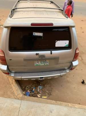A picture of 2005 TOYOTA 4Runner