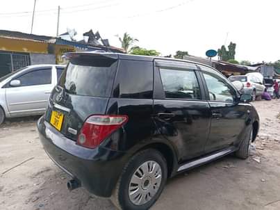 A picture of TOYOTA IST IMENYOOKA 0788167284