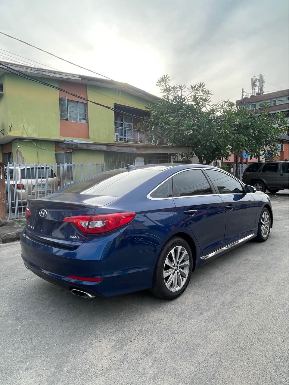 A picture of Foreign Used 2015 Hyundai Sonata Sport