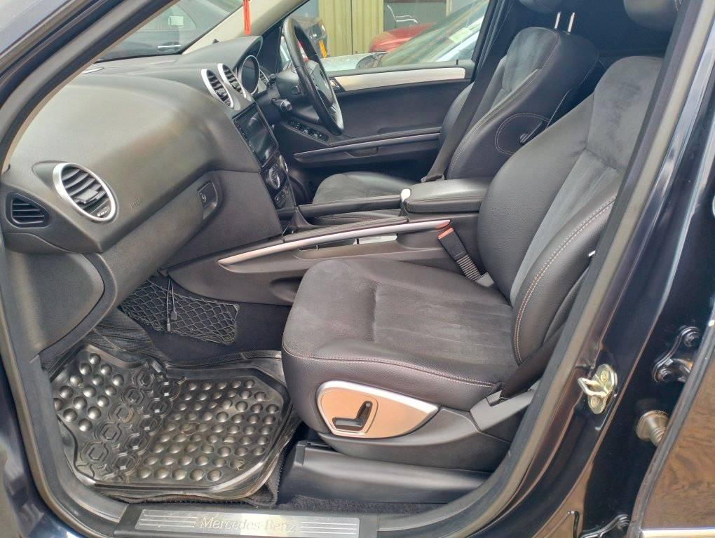 A picture of Benz ML 4matic 350