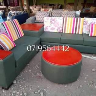 A picture of Sofa zinapatikana kwa bei nafuu kabisa