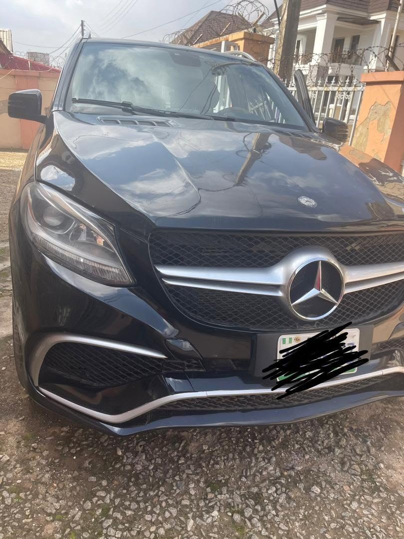 A picture of 2013 Mercedes Benz benz