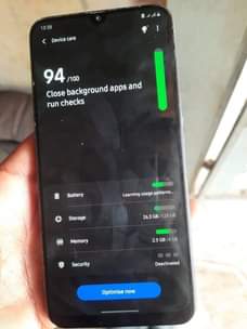 A picture of SAMSUNG A50