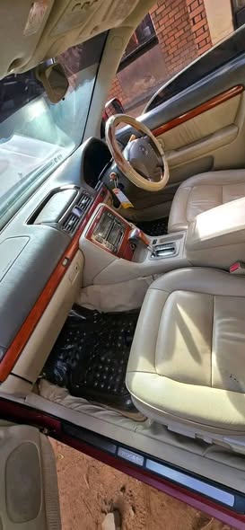 A picture of A car