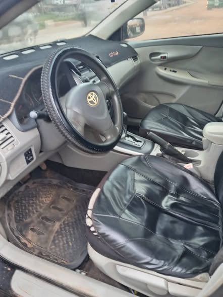 A picture of Toyota corolla 2009