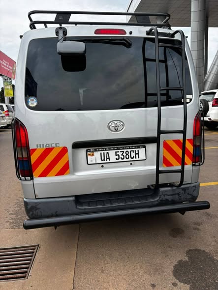 A picture of Toyota Hiace on sale