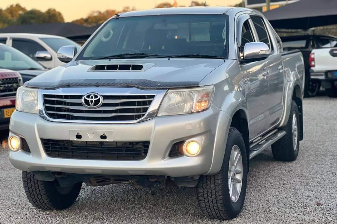 used toyota hilux