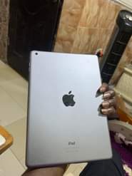 A picture of APPLE IPAD AIR 2 32GB PERFECTLY FINE 110k KARU ABUJA