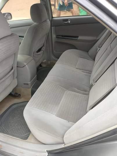 A picture of 2005 TOYOTA CAMRY