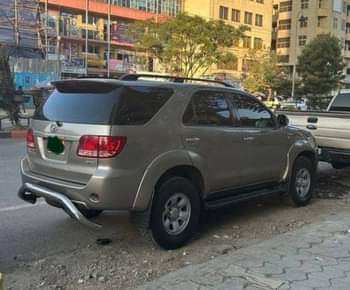 used toyota fortuner