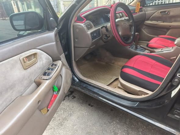 A picture of Dealer deal not negotiable awoof Camry pure first body pan