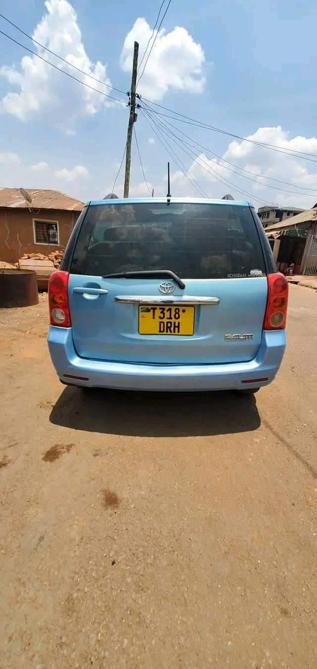A picture of Nauza Toyota Raum Aina Changamoto Yeyote Ac Ipo Engine Safi
