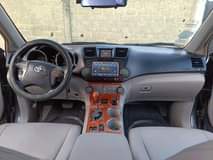 A picture of 2008 Toyota Highlander Sport Upgraded to 2012 N6 3m Ibeju