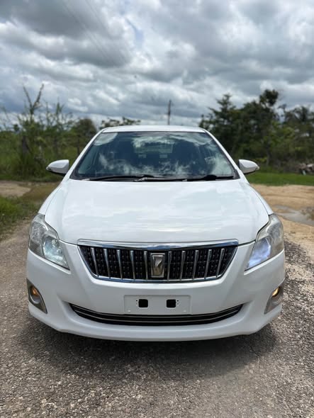 toyota premio