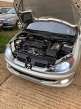 A picture of 2004 Peugeot 206 Distress sell