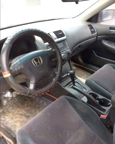 A picture of 2004 Hunda 2004 Sedan