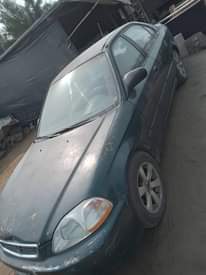 A picture of Honda civic 2000