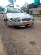 classifieds/cars volvo