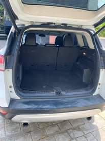 A picture of Ford escape 2013 model
