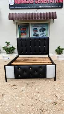 A picture of BEDSOFA MPYA ZA CHUMA SIZE 5 KWA 6