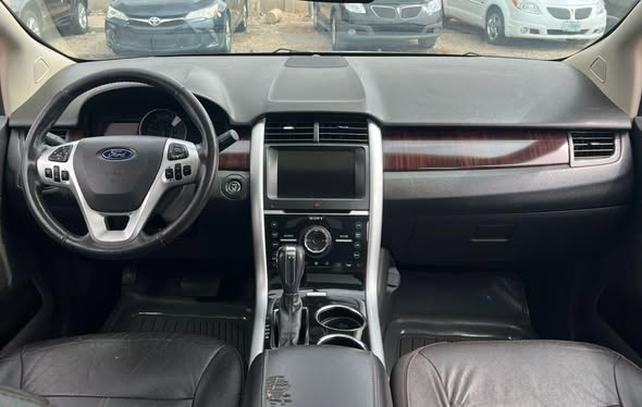 A picture of 2014 Ford Edge fullest option