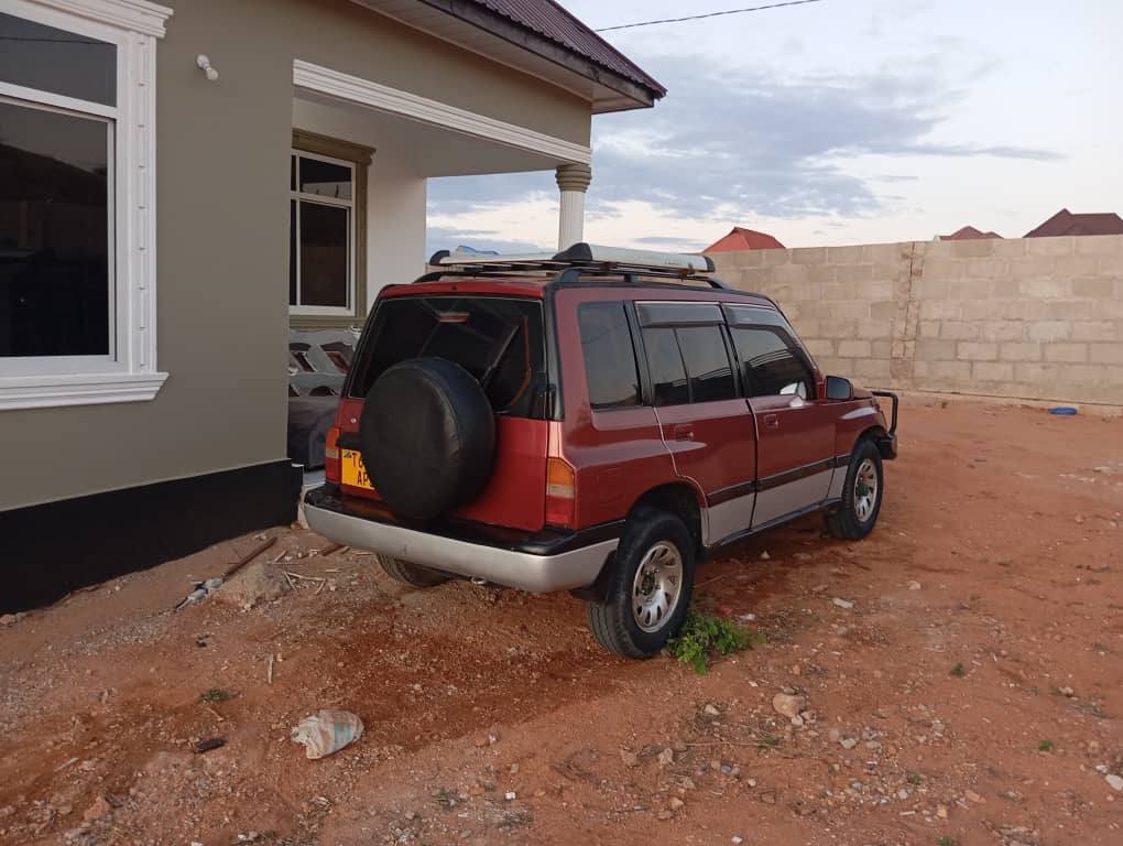 A picture of Escudo manual Cc 1560 Bei 4 8Ml Dodoma Call 0713488237