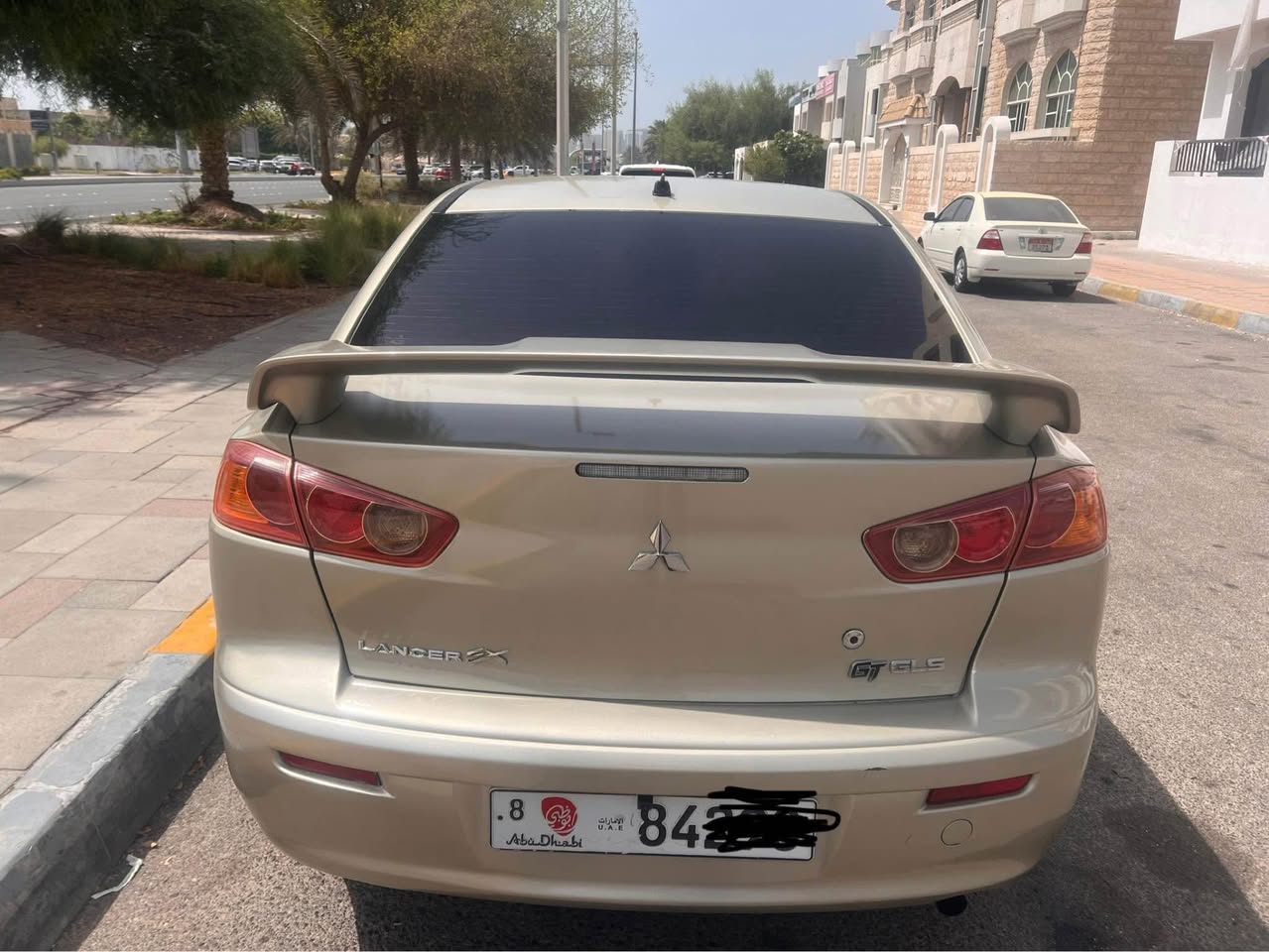 A picture of Mitsubishi lancer for sale 0502941253 