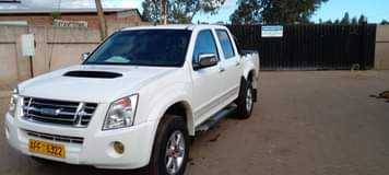 classifieds/cars isuzu