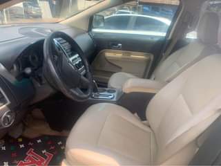A picture of 2008 ford edge
